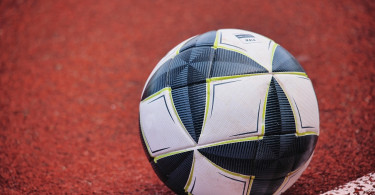 Sportoviště a zázemí