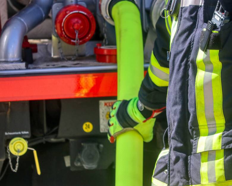 AUTOMOBILY A POŽÁRNÍ PŘÍVĚSY PRO HASIČE 