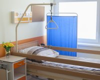 2,5 MILIARDY PRO POBYTOVÉ SLUŽBY